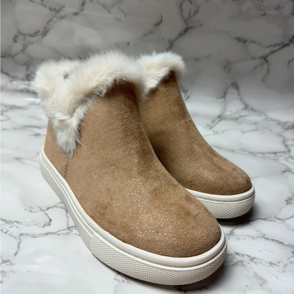 Kids Kelly & Katie Beige Suede Boots with White Fur US Size 11
